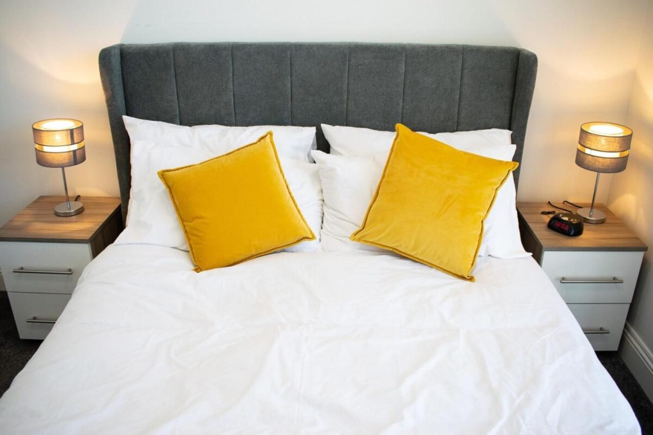 Beautifully Renovated Apartment -Central EDI Kültér fotó