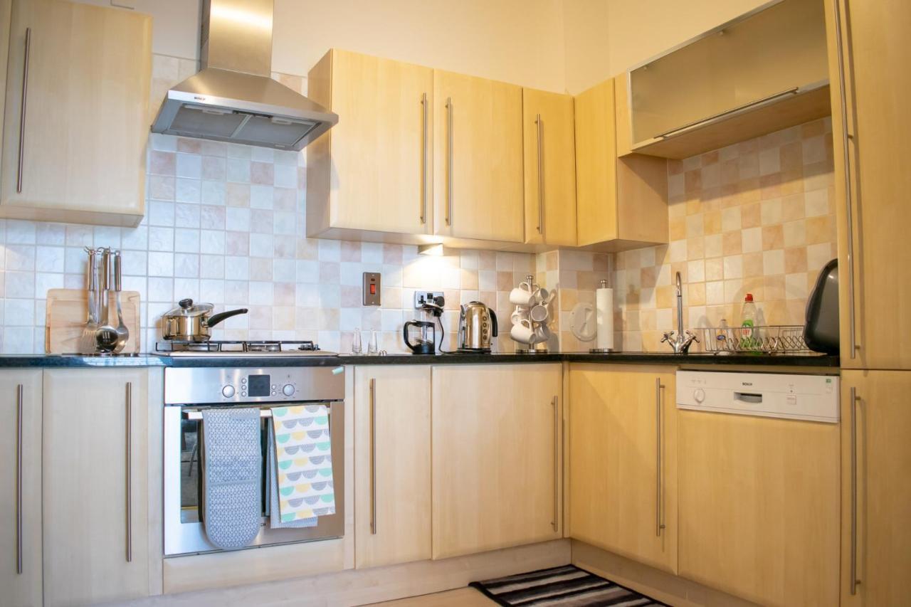 Beautifully Renovated Apartment -Central EDI Kültér fotó