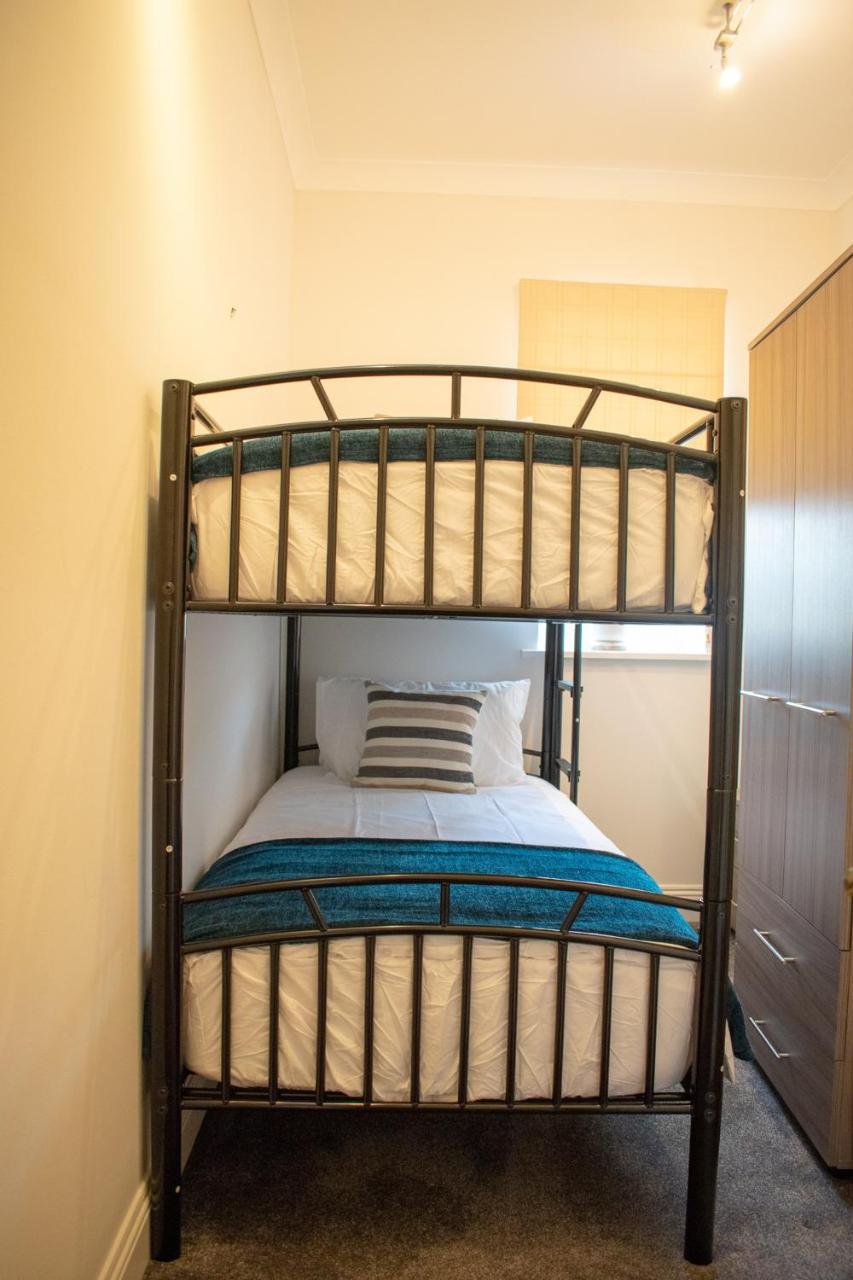 Beautifully Renovated Apartment -Central EDI Kültér fotó