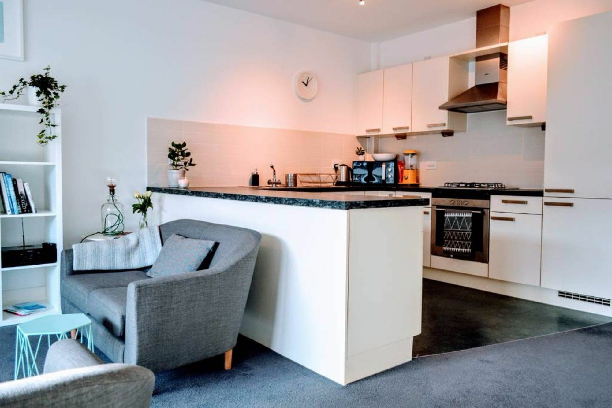 Beautifully Renovated Apartment -Central EDI Kültér fotó
